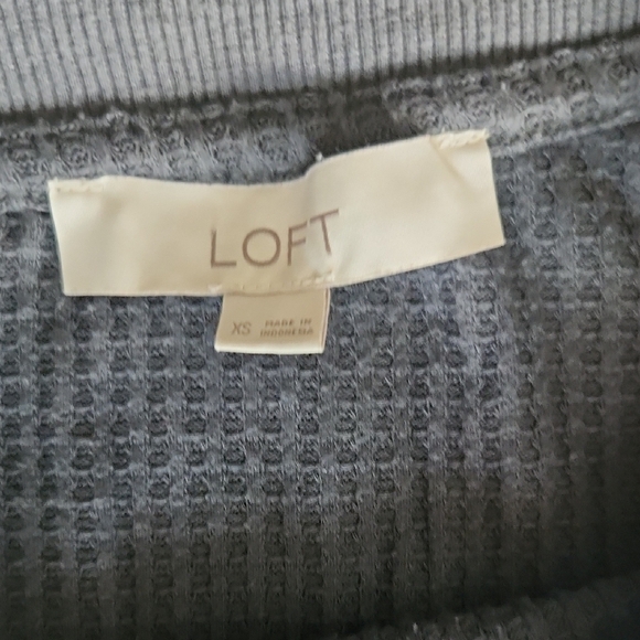 LOFT Charcoal Waffle Knit Long Sleeve Tee - Picture 2 of 5
